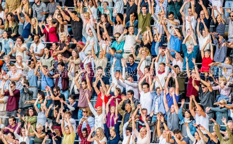 点燃赛场激情：运动赛事热场主持的艺术与技巧